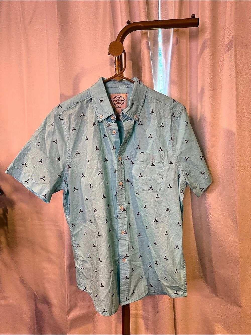 St. John's Bay Men's Geometric Short Sleeve Shirt Blue Small Bird Print